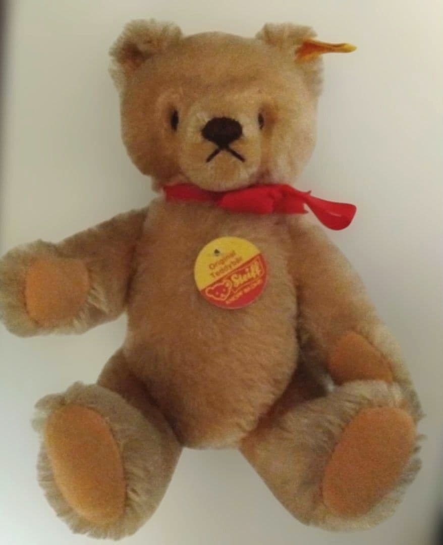 シュタイフ　オリジナル・テディベア（身長25センチ）