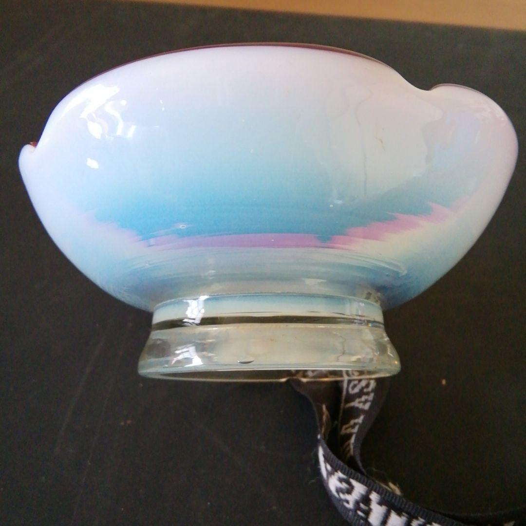 氷のコップ2色。