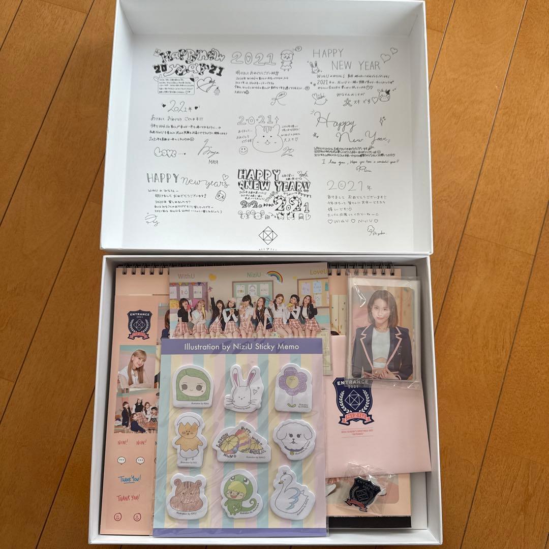 NiziU official グッズ　各種