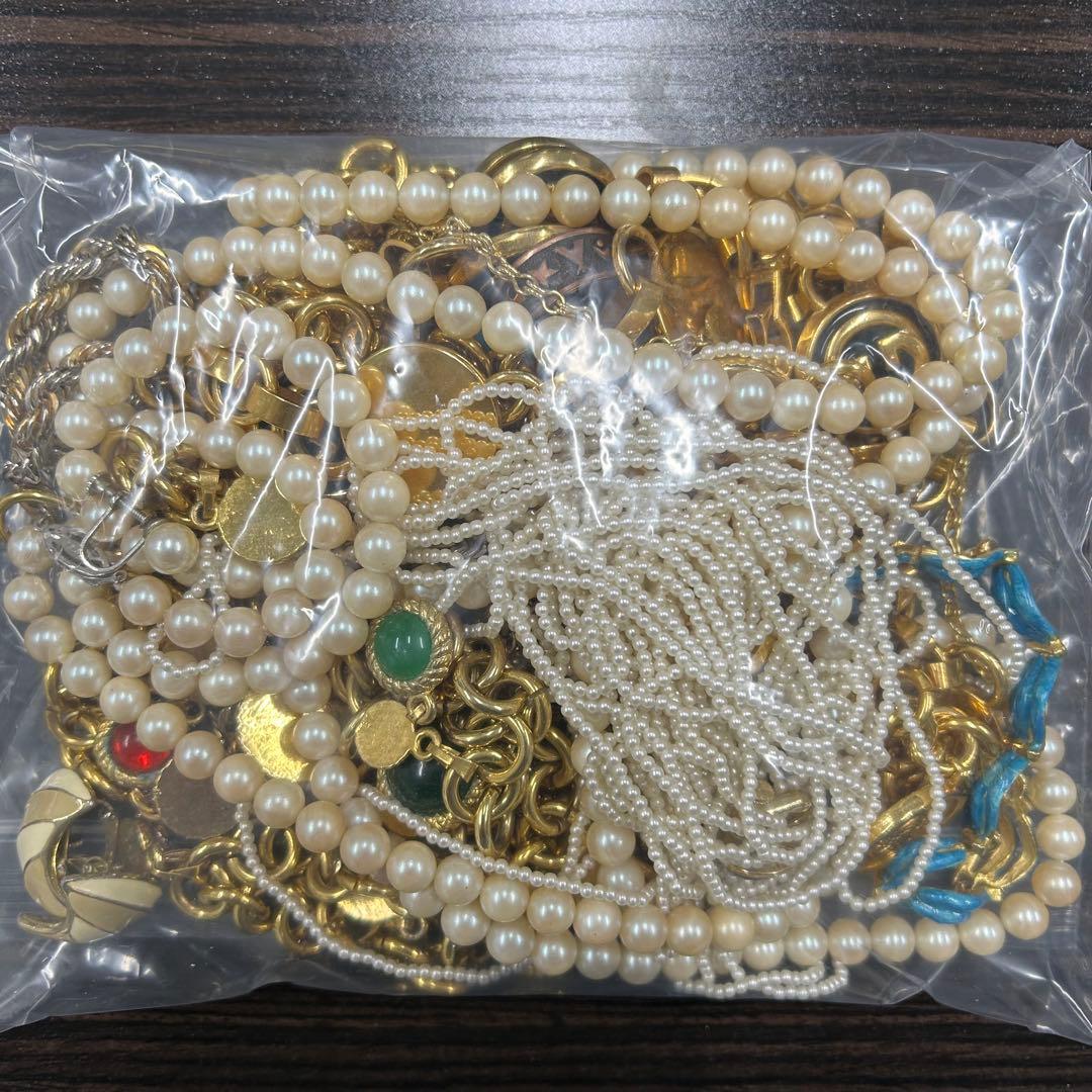 イミテーションアクセサリー 1kg まとめ売り②