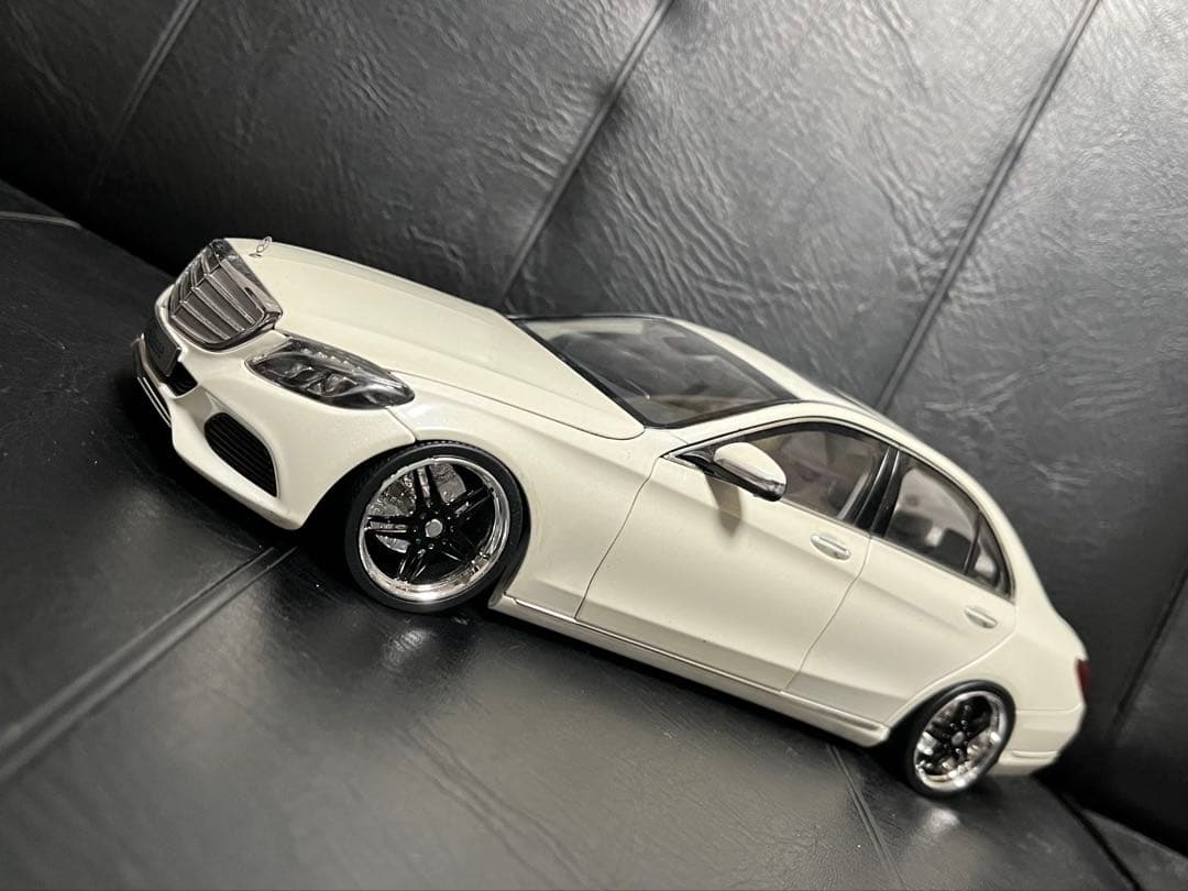 メルセデスベンツ　Cクラス　1/18