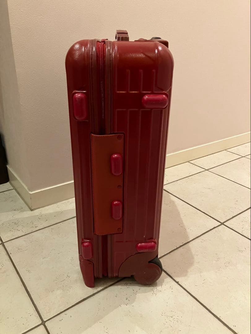 【訳あり】リモワ　サルサ　2輪　機内持込サイズ　レッド