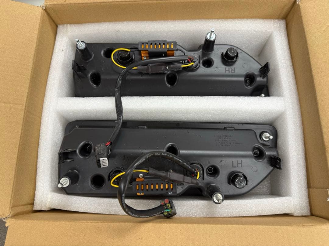 新型 ジムニーLED テールランプ JB64 JB74 専用 スモーク