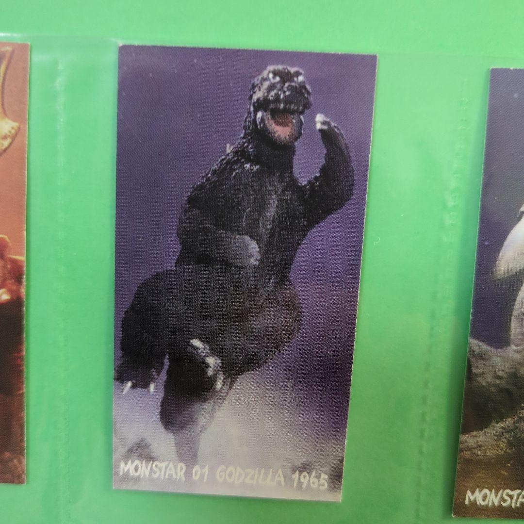 ゴジラ大怪獣百科第1弾カード　150種完全コンプリ　レアカード含み合計160枚。