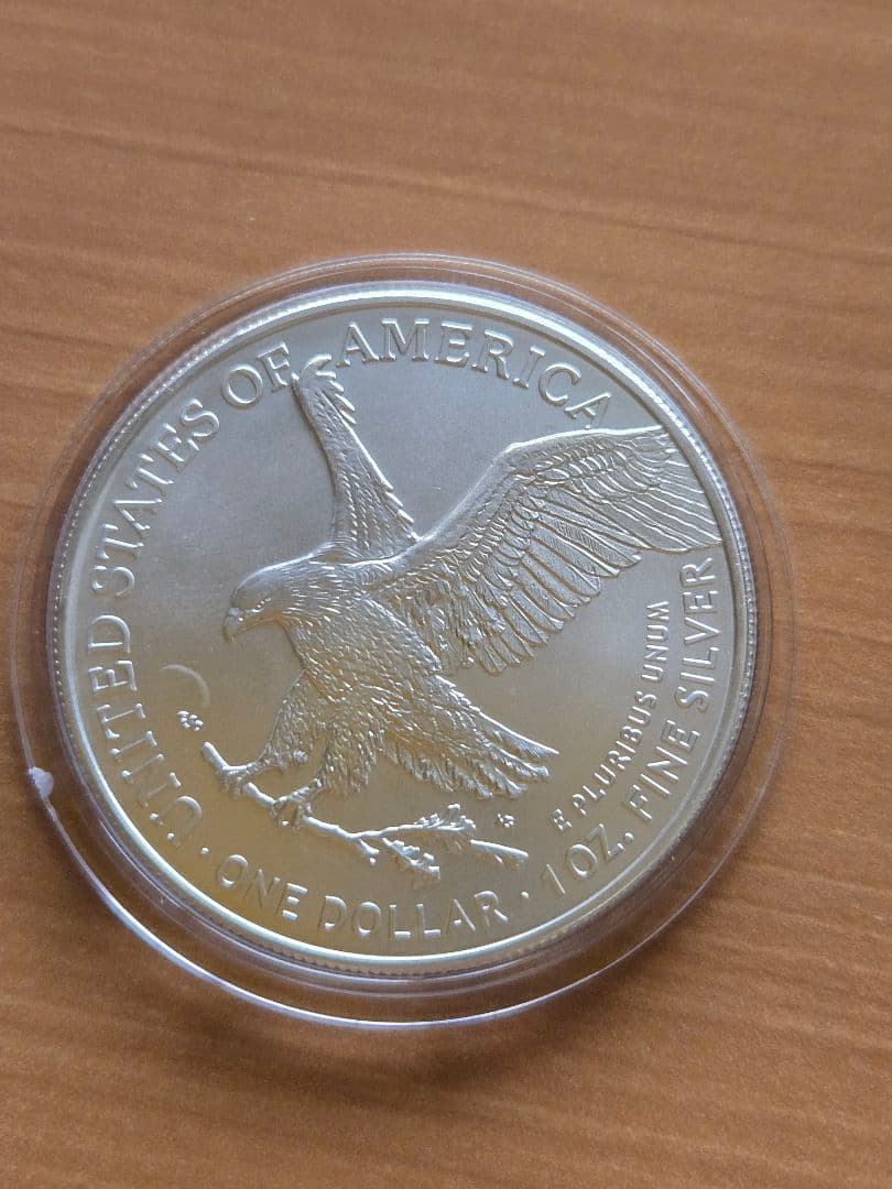 アメリカ　イーグル 銀貨　１オンス 2022年　1ドル