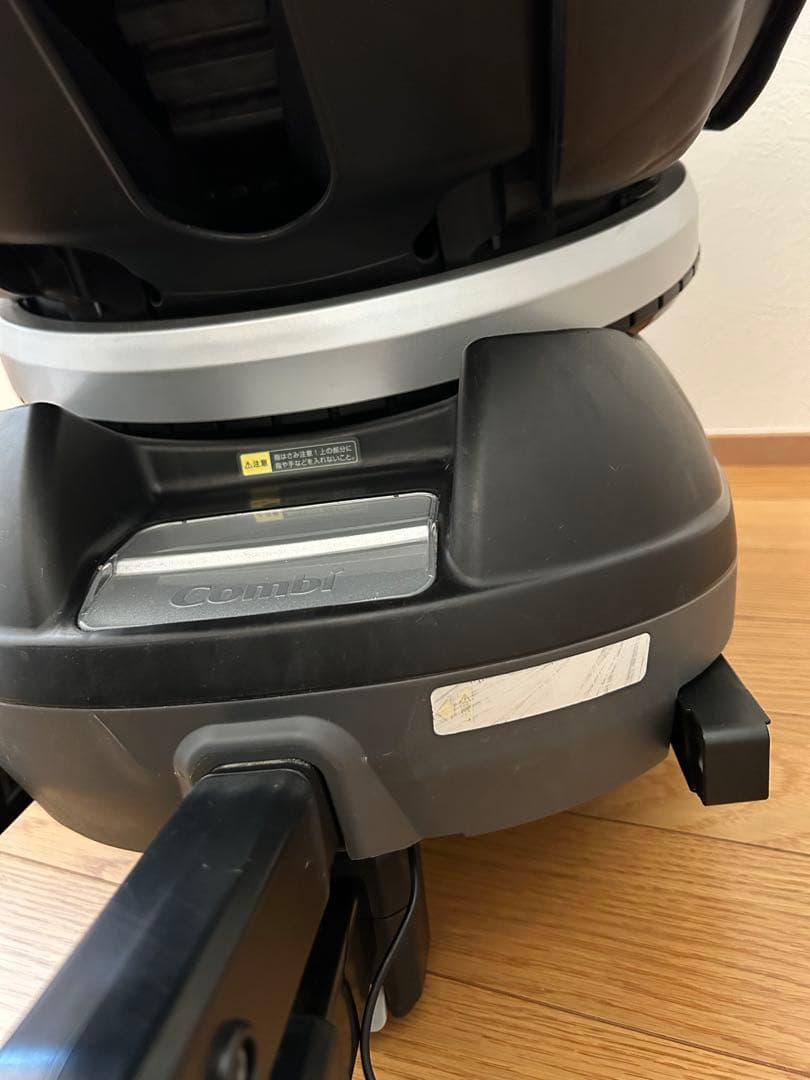Combi クルムーヴ スマート ISOFIX エッグショック JG-800