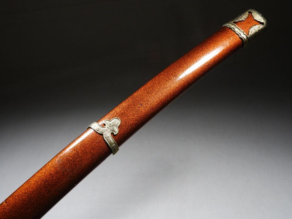 ●模造刀 金梨地 弦葉紋蒔絵糸巻太刀拵 大和刀 湾れ刃 リアル コスプレにも