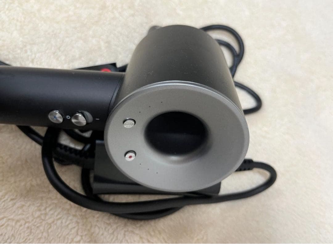 Dyson Supersonic ヘアドライヤー ブラック