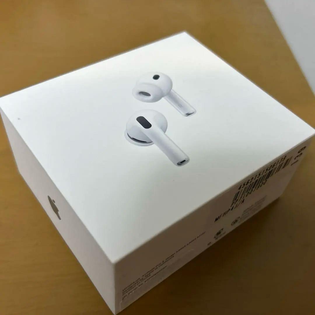 ほぼ未使用　Apple AirPods Pro 3 本体