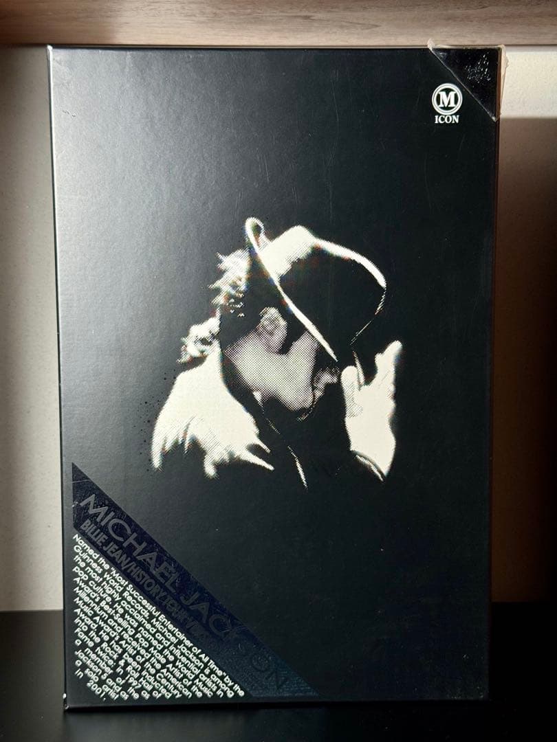 ホットトイズ/マイケル・ジャクソン (ビリージーン) 1/6スケール フィギュア