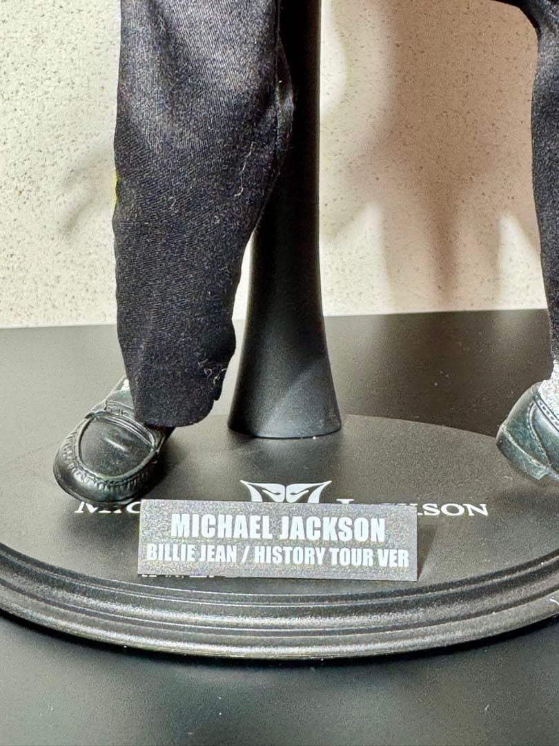 ホットトイズ/マイケル・ジャクソン (ビリージーン) 1/6スケール フィギュア