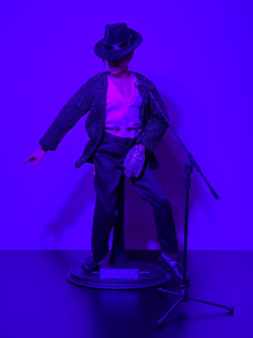 ホットトイズ/マイケル・ジャクソン (ビリージーン) 1/6スケール フィギュア