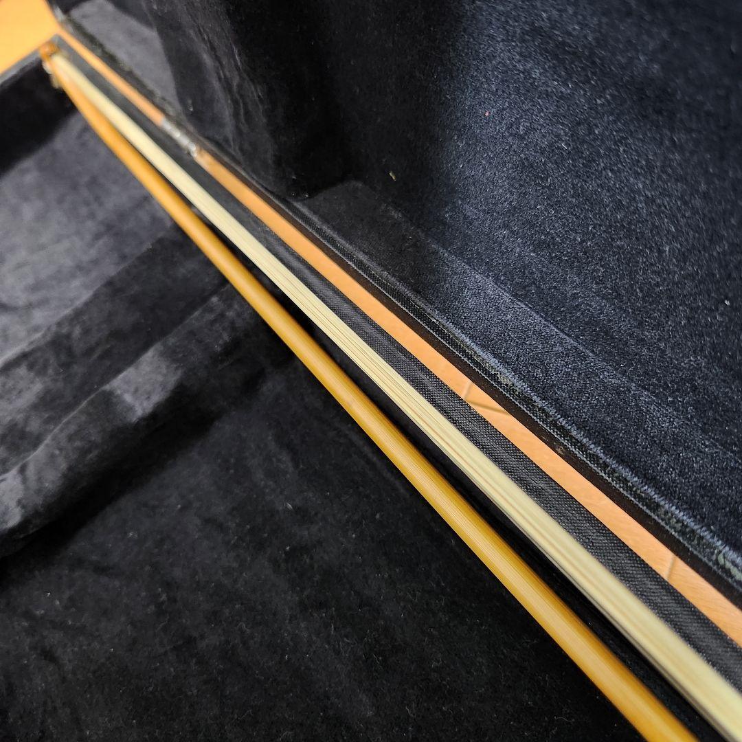 美品 二胡 敦煌牌 DUNHUANG 上海民族楽器 弓付き ケース付き 蛇本革