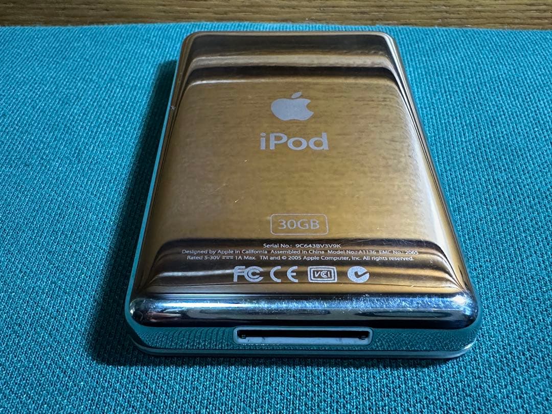 きれいiPod Classic 5.5世代 MA444 30GB新品のバッテリー