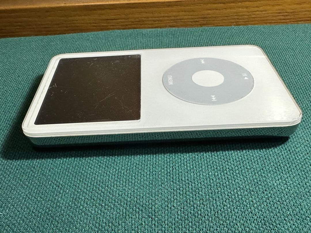 きれいiPod Classic 5.5世代 MA444 30GB新品のバッテリー