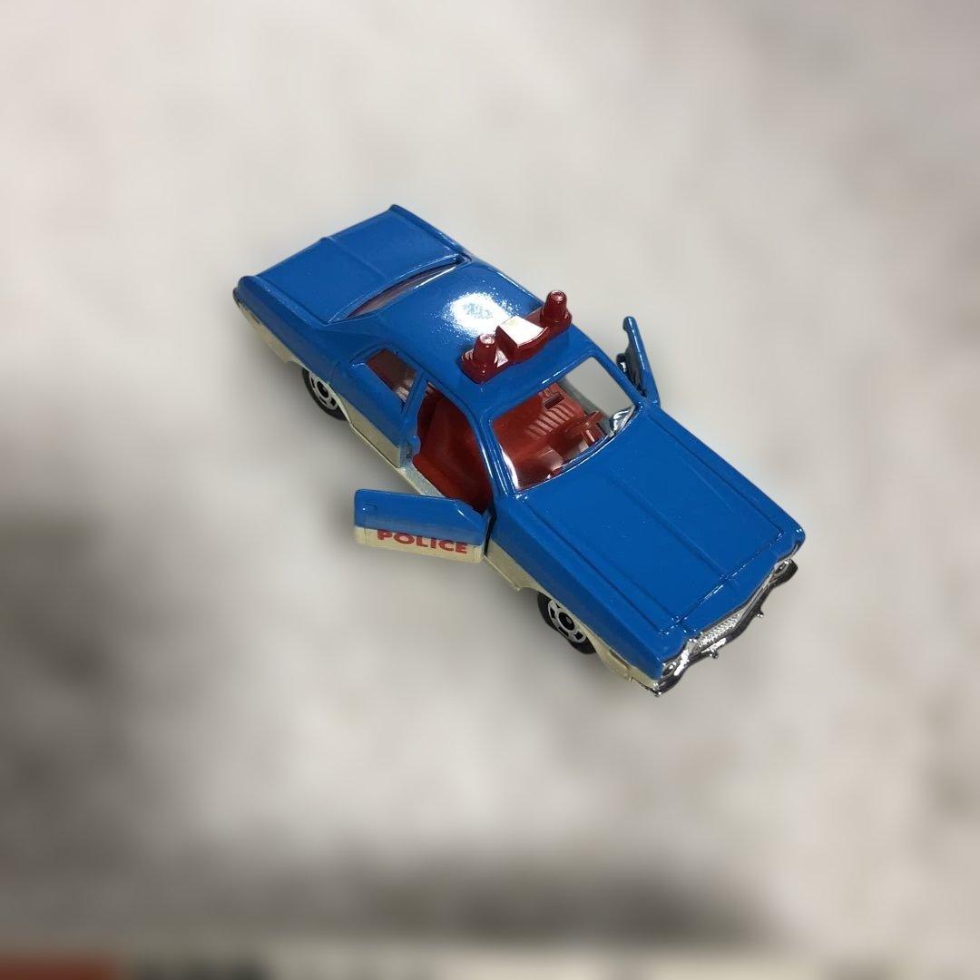 トミカ　青箱　ダッジコロネット カスタム　ポリスカー　日本製　F8 外国車