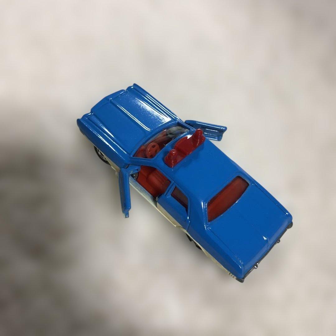 トミカ　青箱　ダッジコロネット カスタム　ポリスカー　日本製　F8 外国車