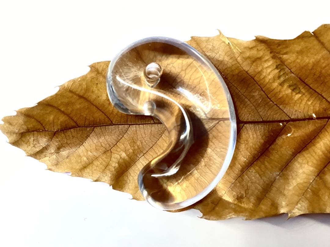 ✳黒平水晶透明感のある水晶 特大38.5mm 国内最高峰のパワー勾玉鑑別書付