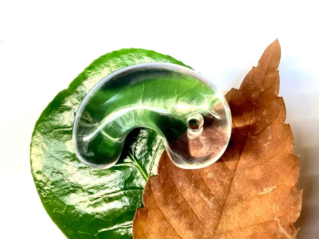 ✳黒平水晶透明感のある水晶 特大38.5mm 国内最高峰のパワー勾玉鑑別書付