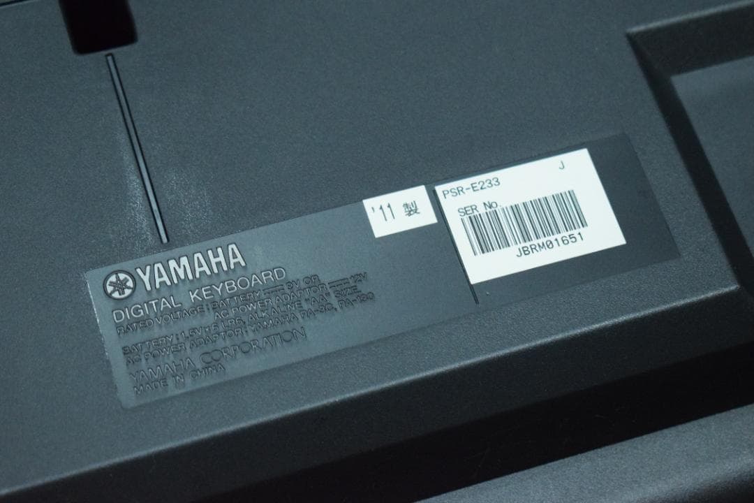 YAMAHA 電子キーボード PSR-E233 動作OK！