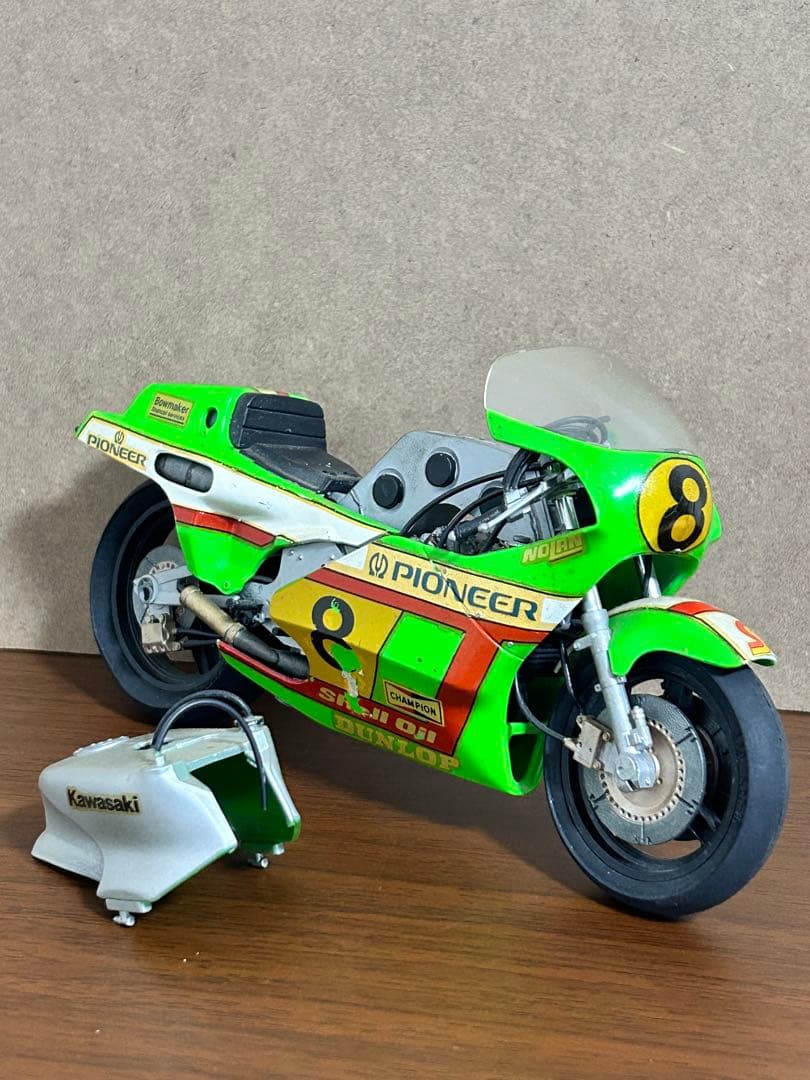 カワサキ　KR500 1/12プラモデル　ウェザリング　塗装済み