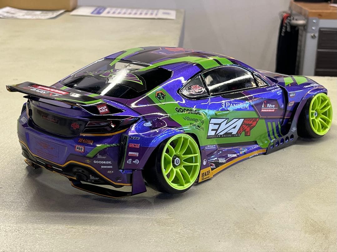 モ*ー様 ReveD「エヴァンゲリオンレーシング GR86」リアショート加工済み