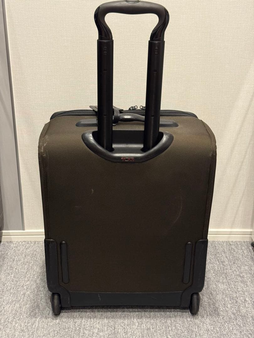 TUMI　トゥミスーツケース　ブラウン　ビジネス　旅行　出張