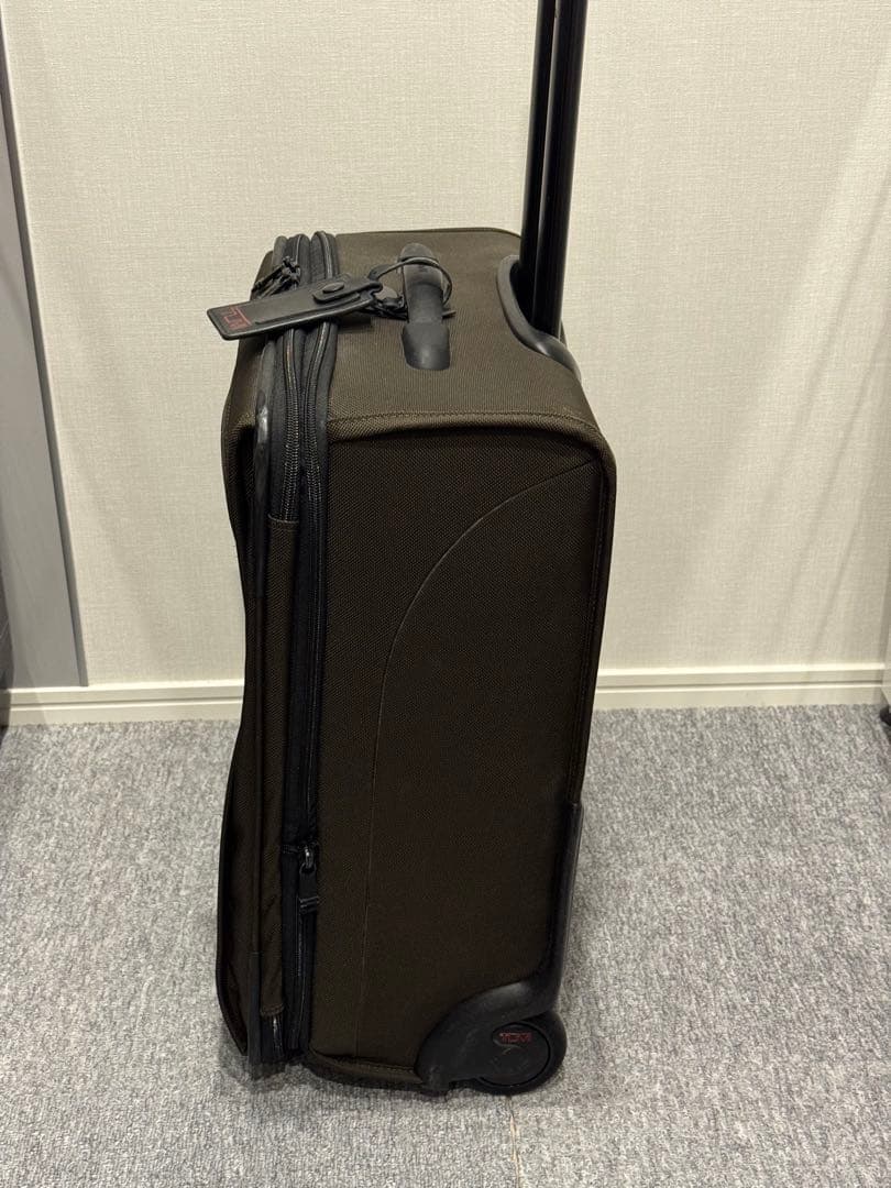 TUMI　トゥミスーツケース　ブラウン　ビジネス　旅行　出張