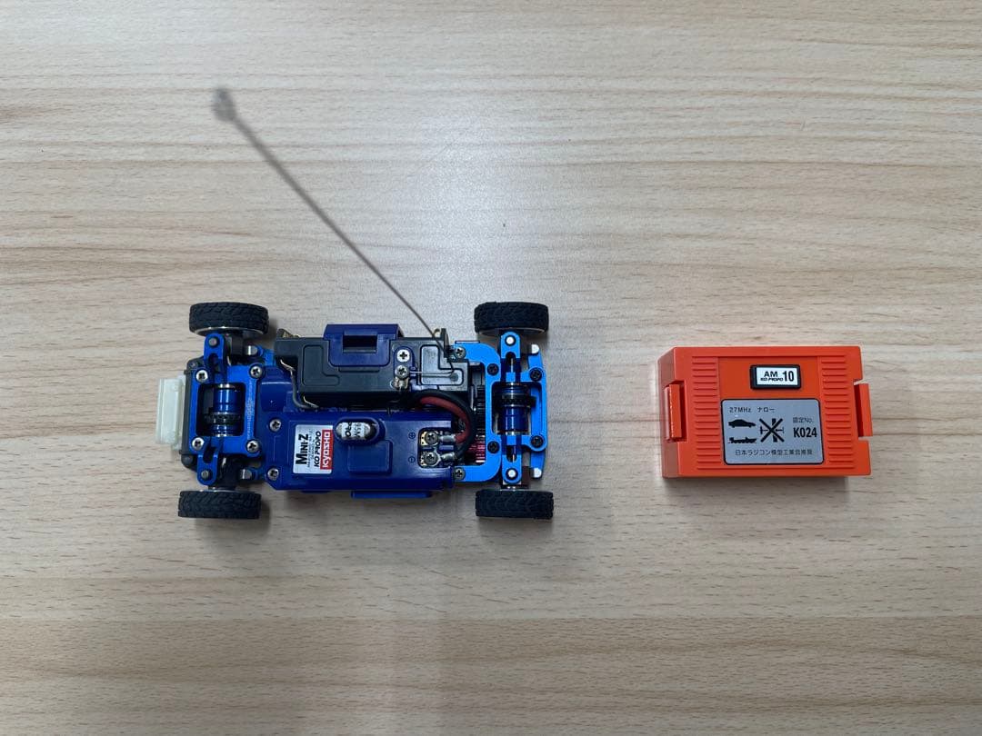 ミニッツ(4台)プロポ付き