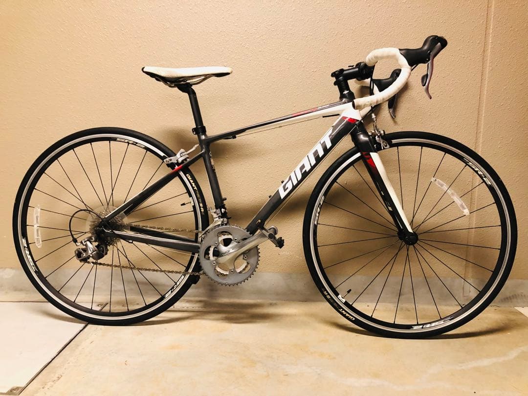 Giant ロードバイク グレー/ホワイト