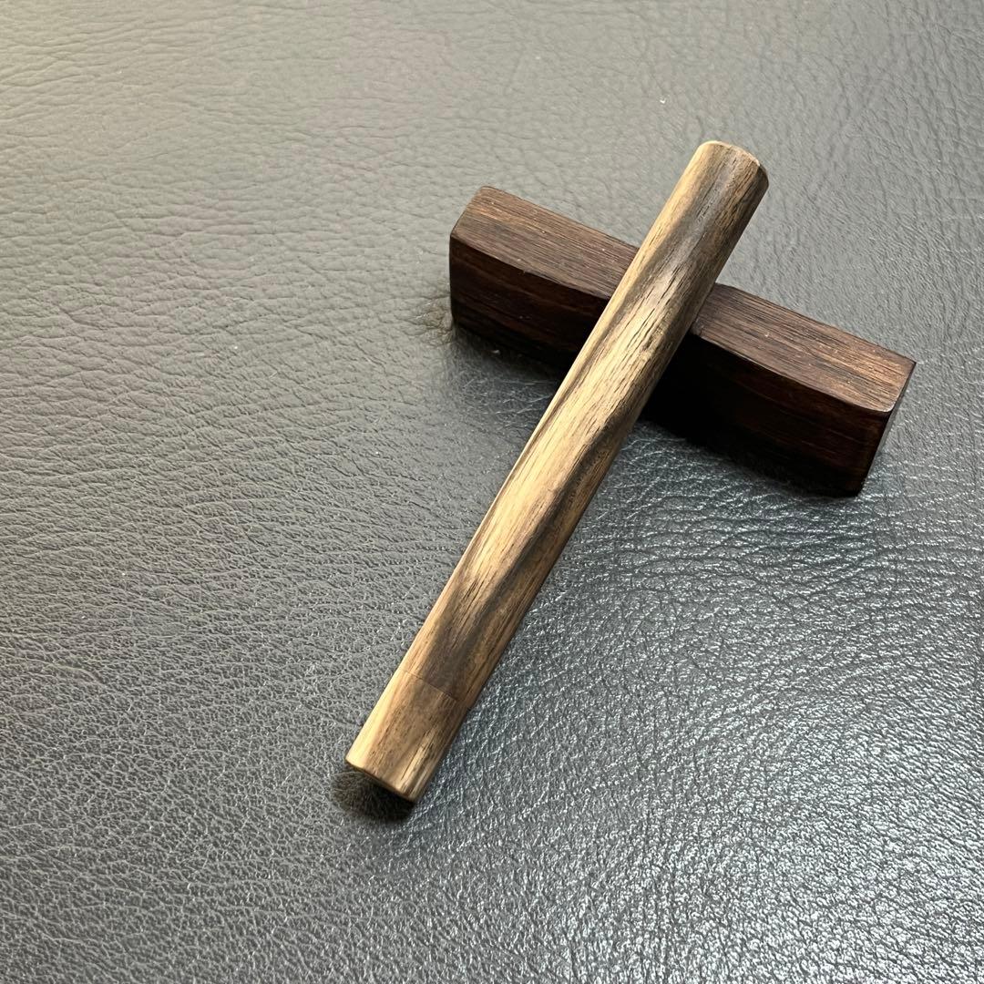 37黒柿墨流し　木製キャップ芯ケース　木目揃え　無塗装