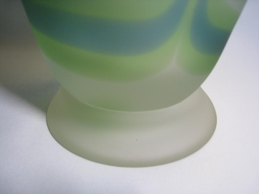 沖縄県伝統工芸士【琉球硝子花瓶】　末吉清一 　現代の名工　卓越した技能