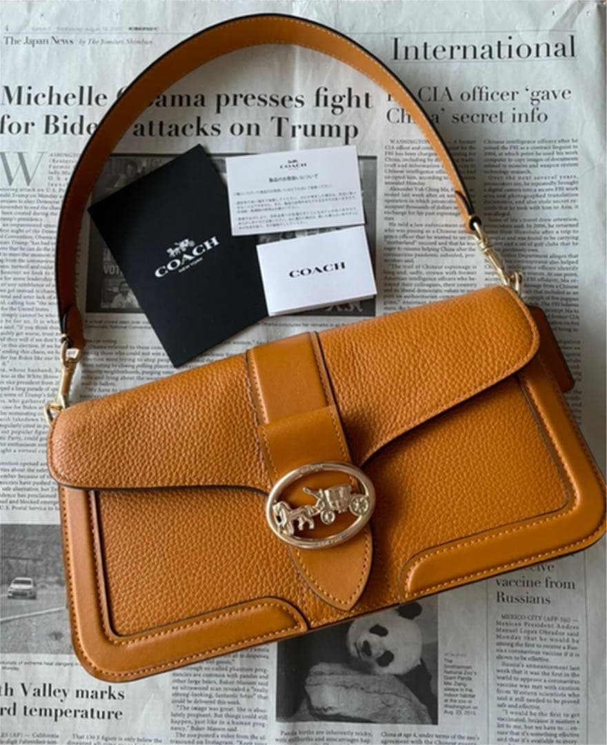 COACH ショルダーバッグ クロスボディ　斜めがけ　ワンハンドル　2way