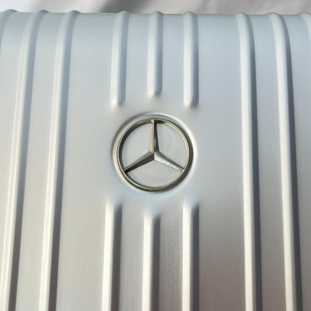 未使用 メルセデスベンツ キャリーケース アルミ 機内持ち込み 旅行 シルバー