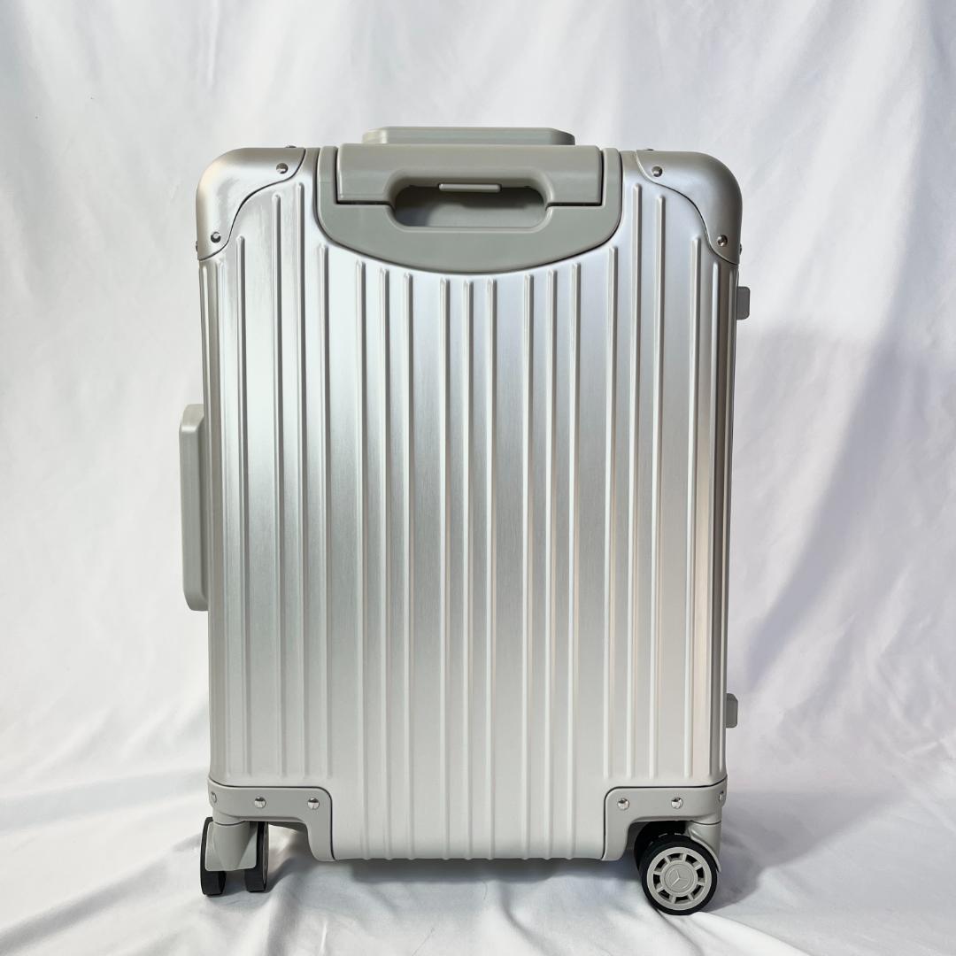 未使用 メルセデスベンツ キャリーケース アルミ 機内持ち込み 旅行 シルバー
