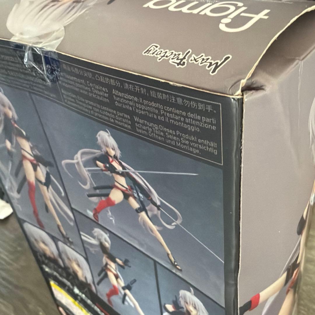 Figmaジャンヌ・ダルク(アーチャー)ジャンヌ・ダルク・オルタ(バーサーカー)