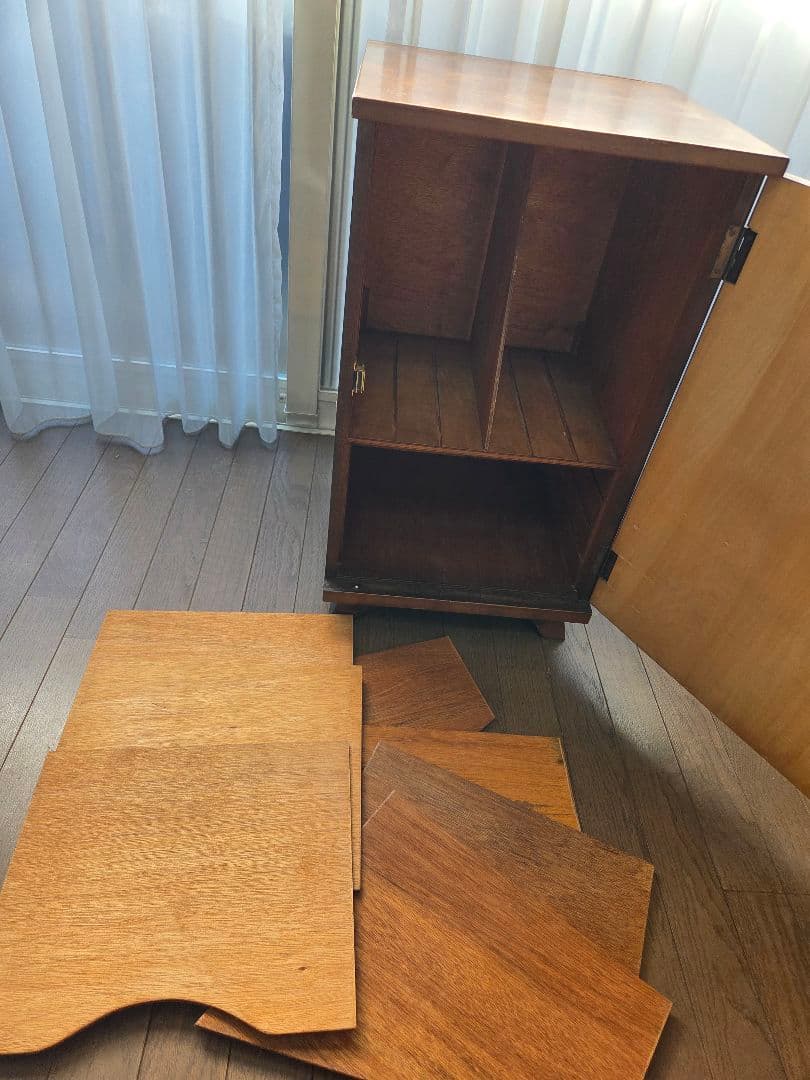 レコード収納キャビネット　レトロ 木製 収納 キャビネット 扉 整理箪笥