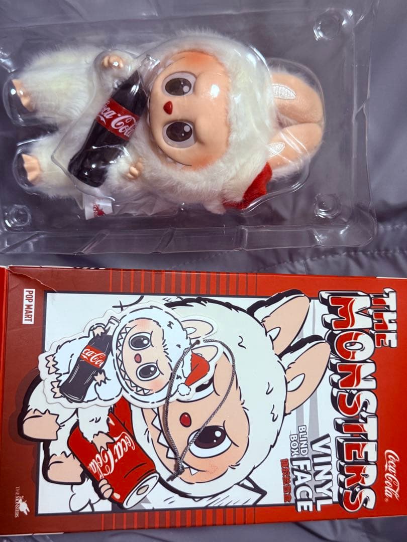 Labubu cola popmart コカ・コーラ モンスター フィギュア