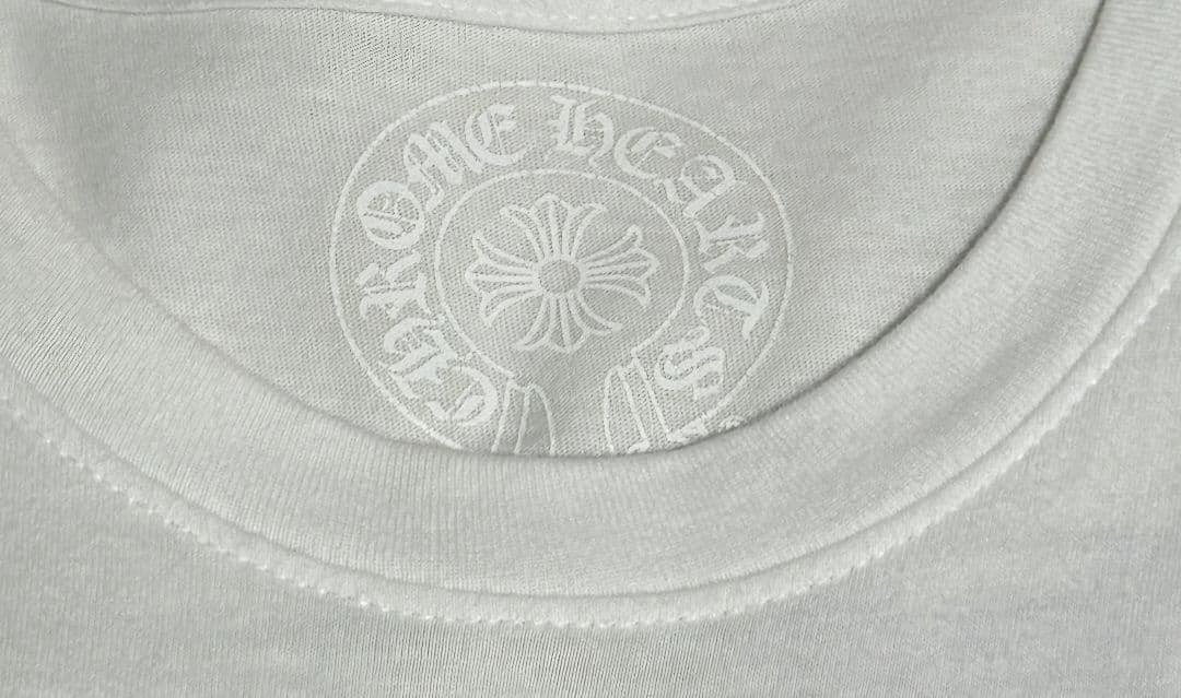 Chrome Hearts カラフル十字架Tシャツ