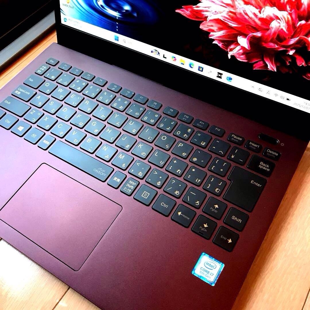 美品NEC LaViePM750/NAR【Core i7】