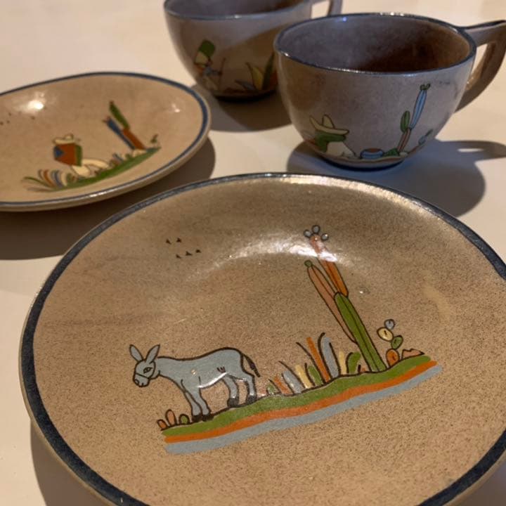 メキシコ　アンティーク　陶器　ティーカップ　レア　ヴィンテージ