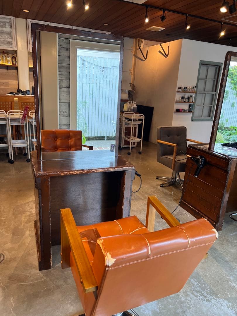 ◼️更に値下げ！◼️ 美容室セット面　一点モノ　セット椅子 2脚付き　引き取り限定