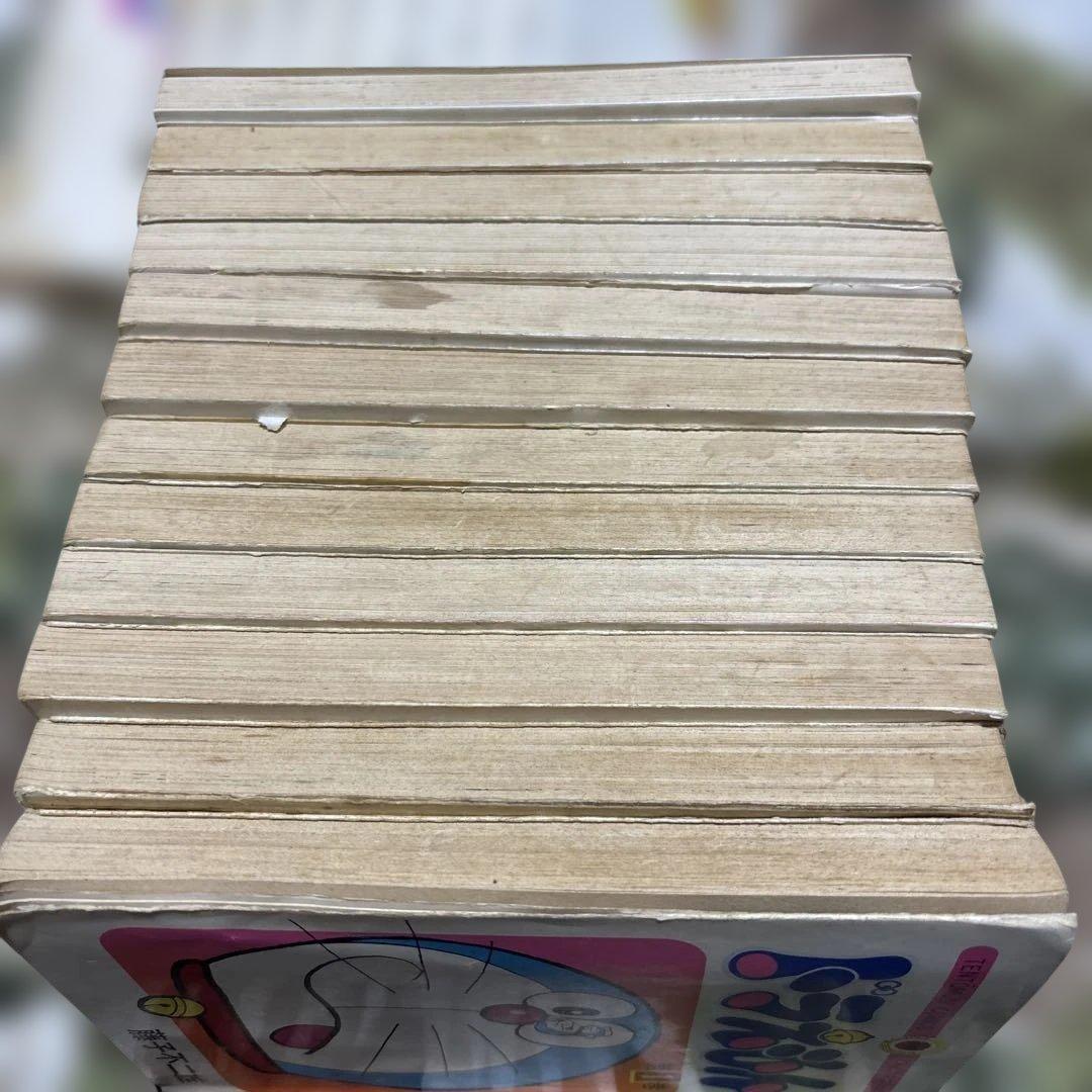 ドラえもん 初版本８冊から再販本１２冊