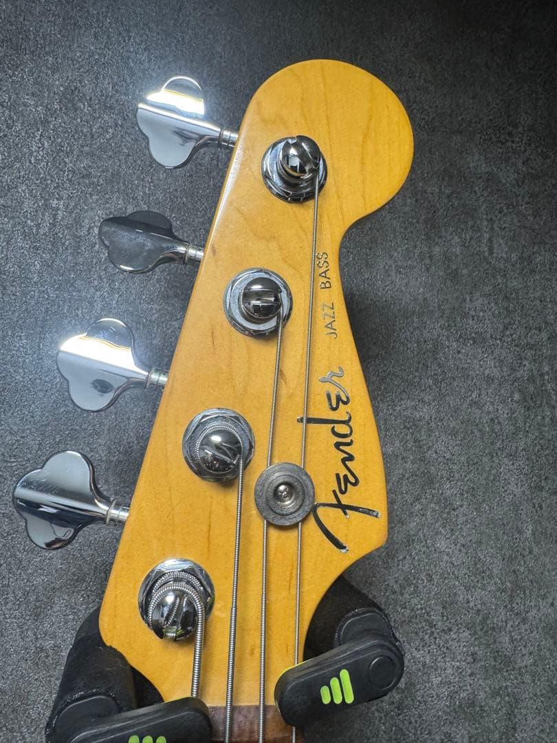 ベース FenderUSA American Deluxe Jazz Bass