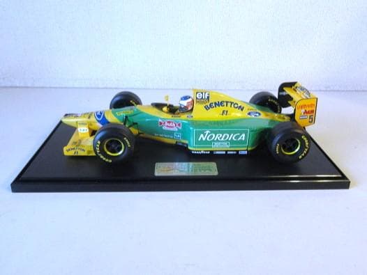 特価 タミヤ コレクターズクラブ 1/20 ベネトン B193B Mシューマッハ