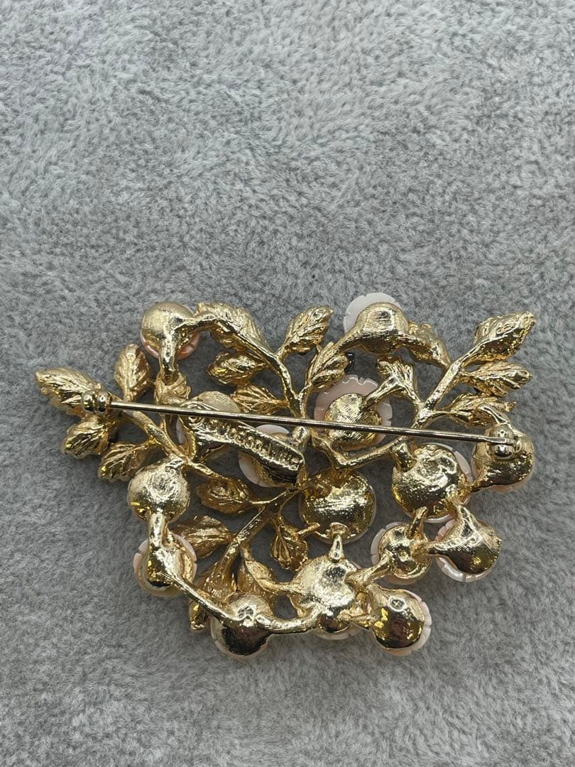 SWOBODA スワボダ ヴィンテージ ブローチ　珊瑚