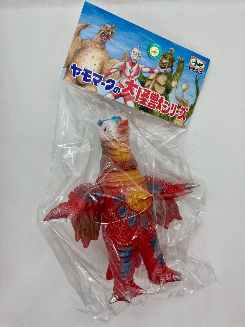 d*3様 ヤモマーク　ブラックピジョン　ソフビ　大怪獣シリーズ 赤い怪獣　スーフ