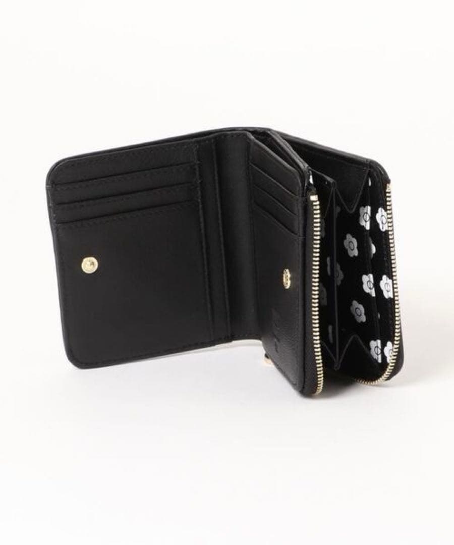 【未使用品】 MARY QUANTキルトフォームデイジー ウォレット ブラック