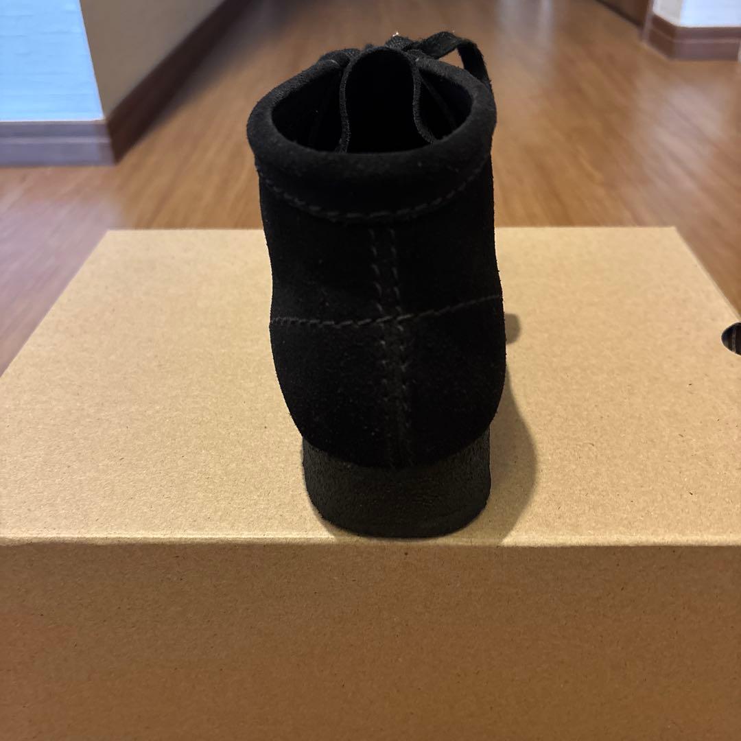 靴 Clarks Wallabee Boot