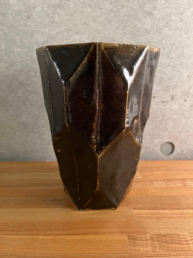 加守田章二　面取花器